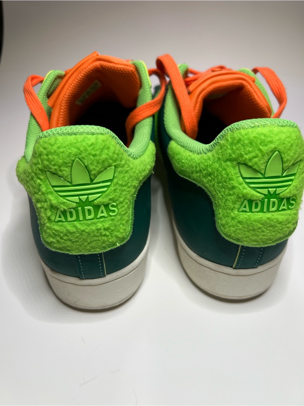 Adidas Superstar South Park edition “Kyle”. Men’s size 13. - Picture 2 of 10